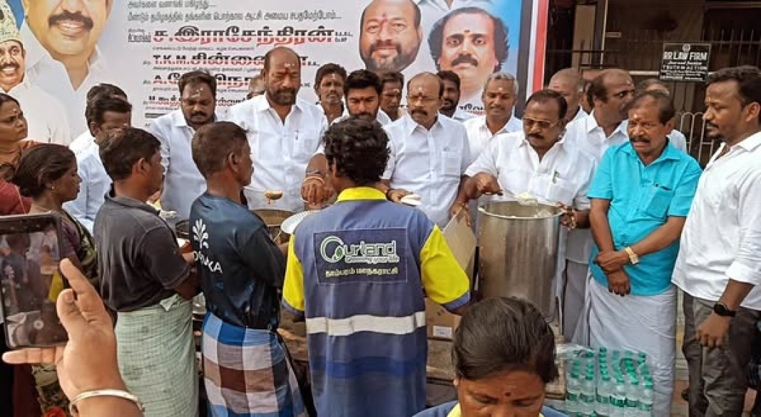 எடப்பாடியார் அவர்களின் 71வது பிறந்த நாள் முன்னிட்டு தாம்பரம் மேற்கு பகுதியில் சிறப்பு வழிபாடு மற்றும் அன்னதானம் – நாகாத்தம்மன் ஆலயத்தில் பக்தி நெகிழ்வு!