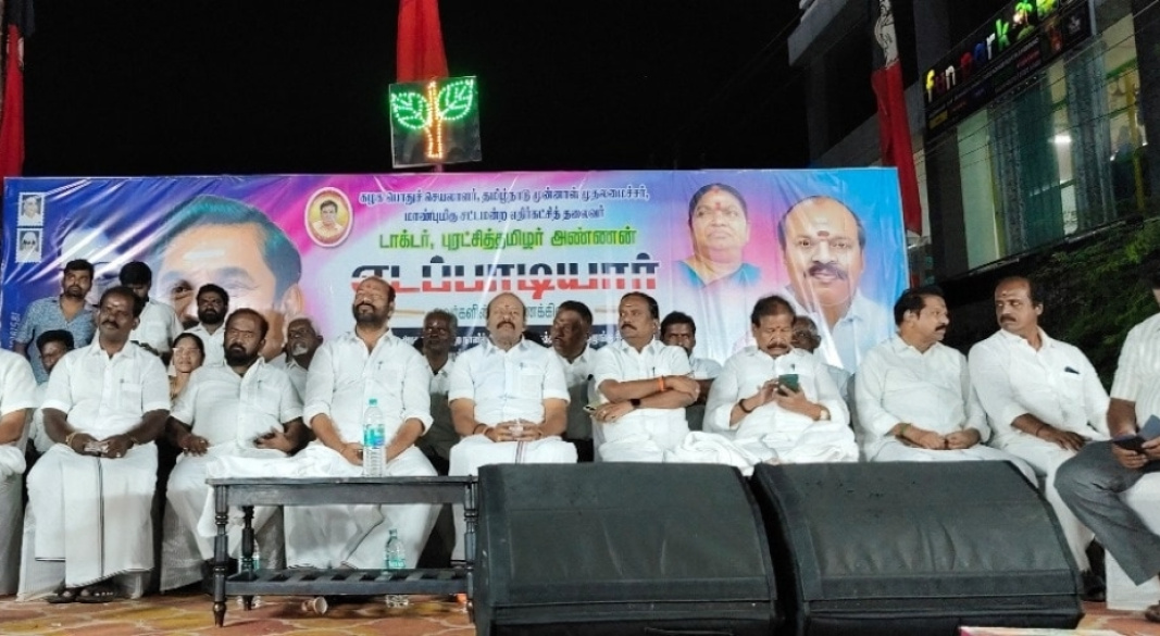 விடியா தி.மு.க. அரசை கண்டித்து நடைபெற்ற தெருமுனை கூட்டத்தில் பங்கேற்ற செங்கல்பட்டு மேற்கு மாவட்டம் திருவஞ்சேரி ஊராட்சி கழகம்