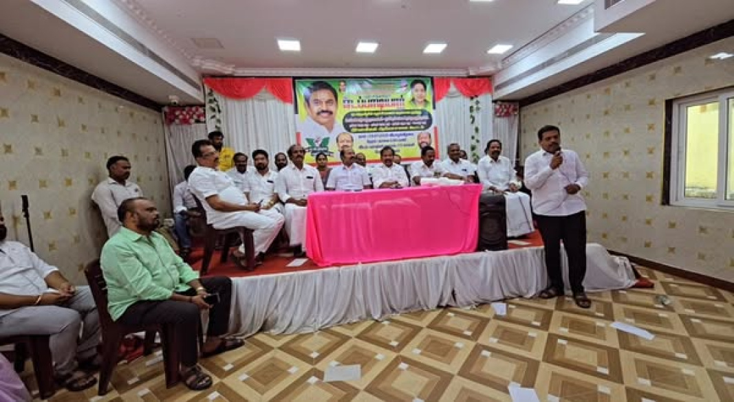 தாம்பரம் எழுச்சி: எடப்பாடியார் வருகையை முன்னிட்டு ஸ்டிக்கர் பிரச்சாரம், ஆலோசனை கூட்டம் சிறப்பு!