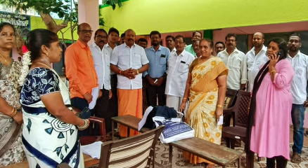 திருநீர்மலை பகுதியில் பல்லாவரம் சட்டமன்றத் தொகுதி பாகங்களில் சிறப்பு வாக்காளர் பட்டியல் திருத்த பணிகளை நேரில் ஆய்வு செய்த தருணம்